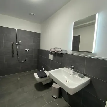 公寓 Wohnen Am Schlosspark - Wild West