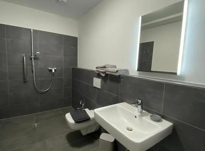 Daire Wohnen Am Schlosspark - Wild West